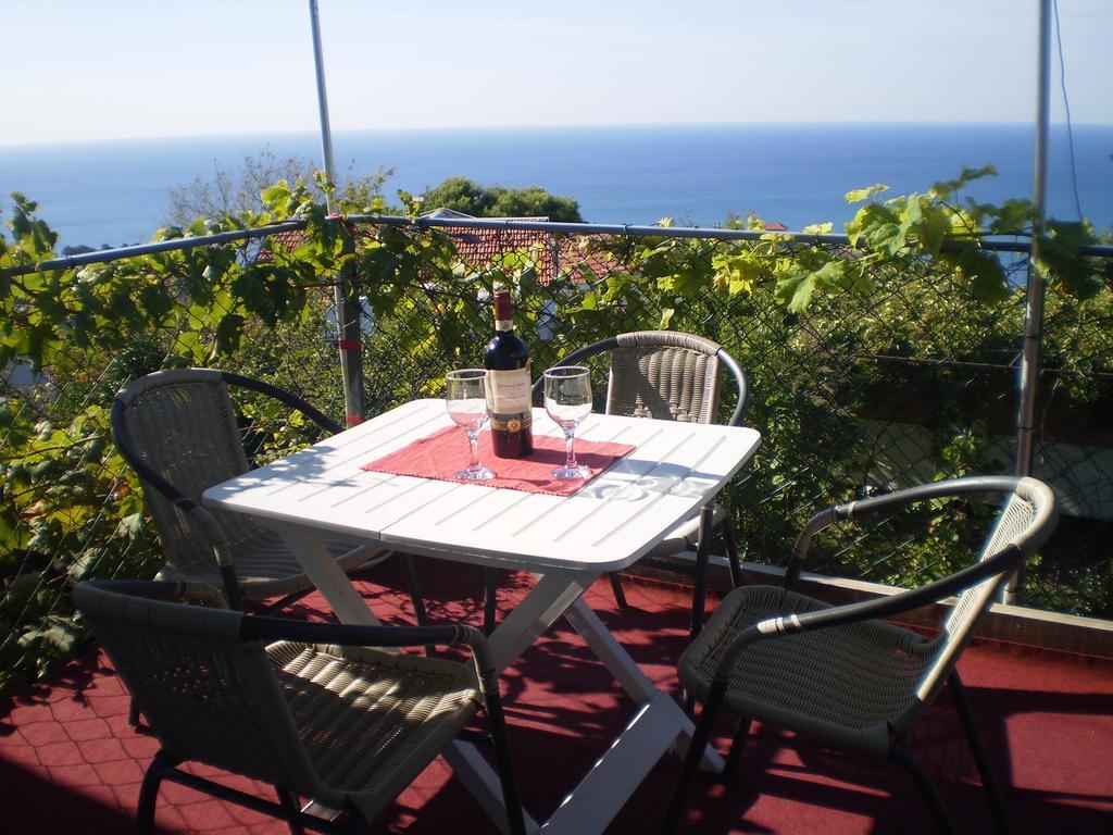 Apartment Vuk I Novak Ulcinj Exterior photo