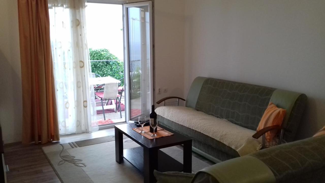 Apartment Vuk I Novak Ulcinj Exterior photo